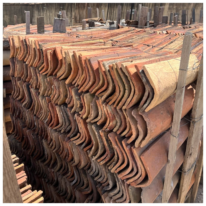 Tuiles anciennes de récupération
