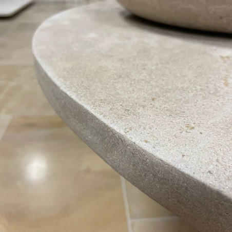 Marche en pierre du Nivernais