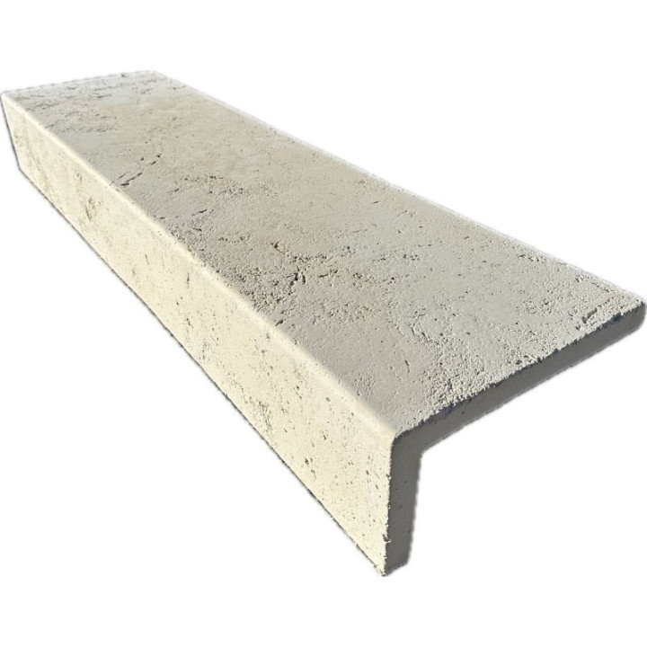 Une marche d'escalier manoir effet naturel en L