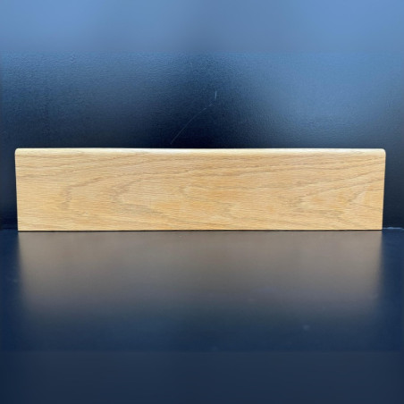 Plinthe massive en chêne quart de rond