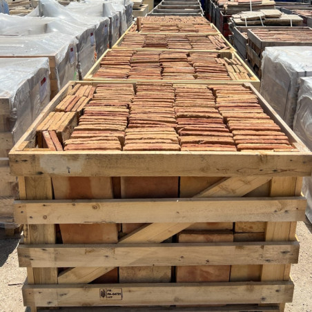 Tomette carrée ancienne de récupération