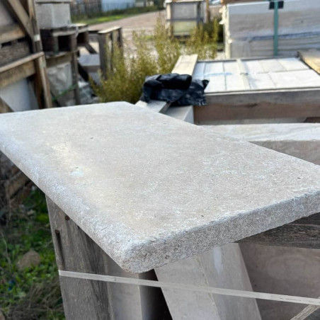 Marche demi rond en pierre du Sinaï