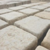 Pavés en pierre naturelle beige pour un rendu authentique - Ligerio