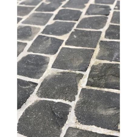 pavage en pavés basalte
