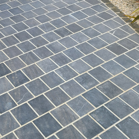 Pavé en pierre bleue