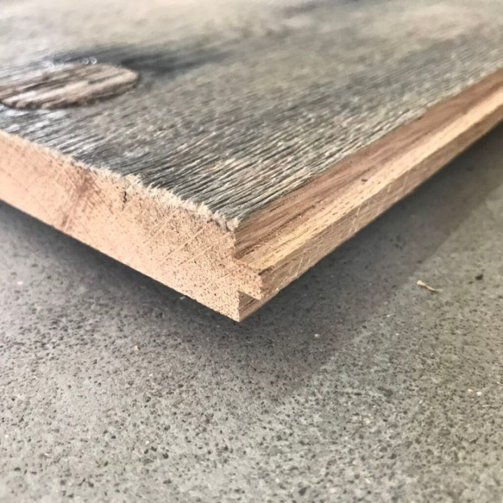 Plancher ultra vieux en chêne massif