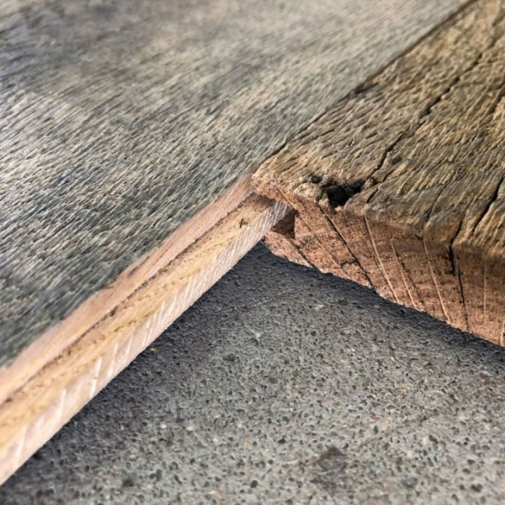 Plancher ultra vieux en chêne massif