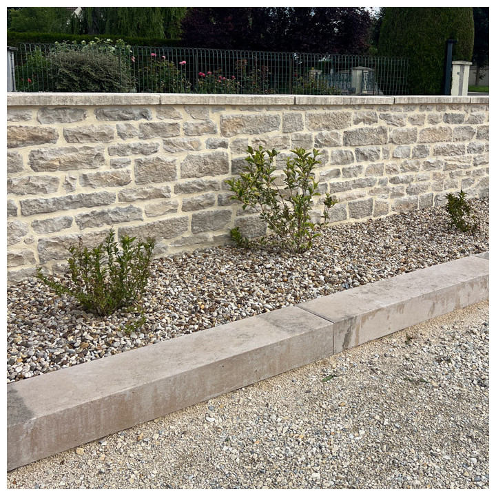 pierre Clermont pour Décorations Intérieures et Extérieures - Ligerio