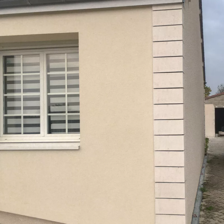 chainage d’angle pavillon pierre rectangulaire