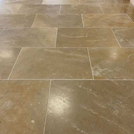 Dallage en pierre de l'Auxerrois