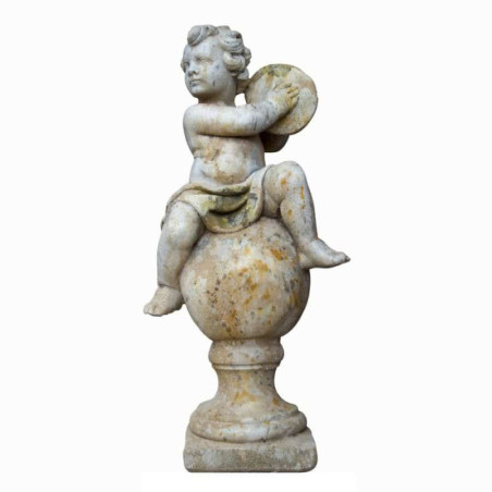Putto à la cymbale