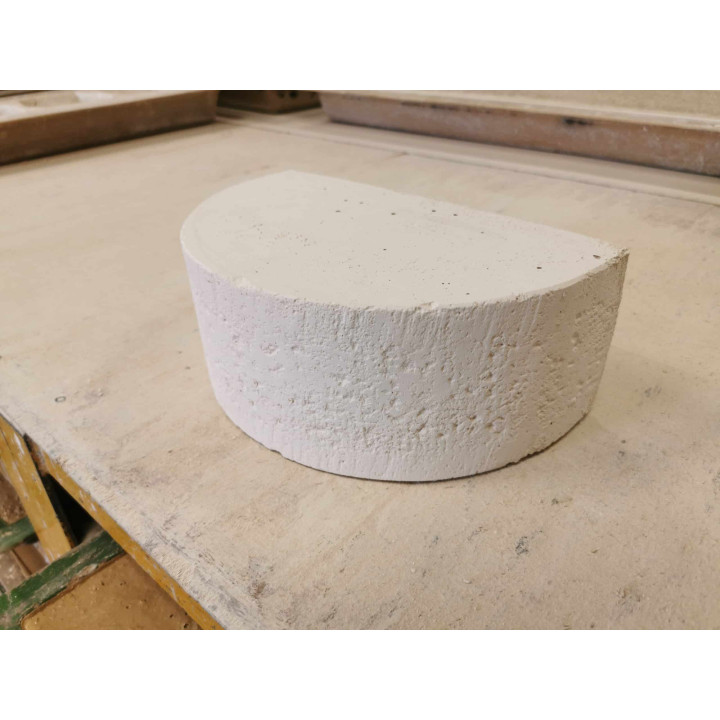 contremarche d’escalier 1/2 rond