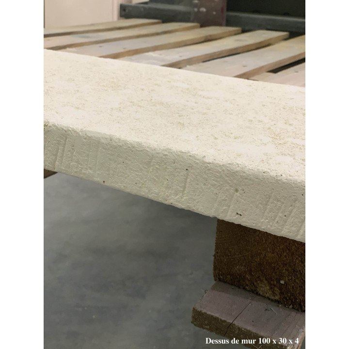 dessus mur vieilli ciselé 5