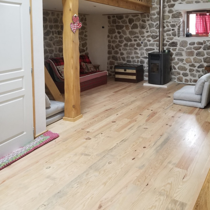 Parquet naturel massif en pin des Landes 23mm