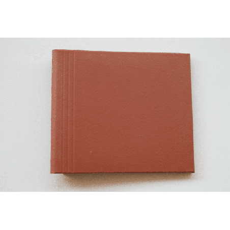 Margelle d’escalier en terre cuite lisse rouge