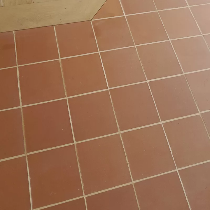 Pose de tomette lisse saumon