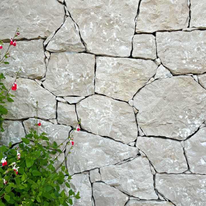 Pierre de parement naturelle Claire