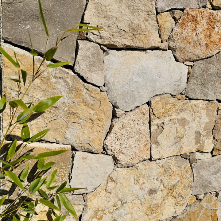 Pierre de parement naturelle brune pour un style rustique - Ligerio