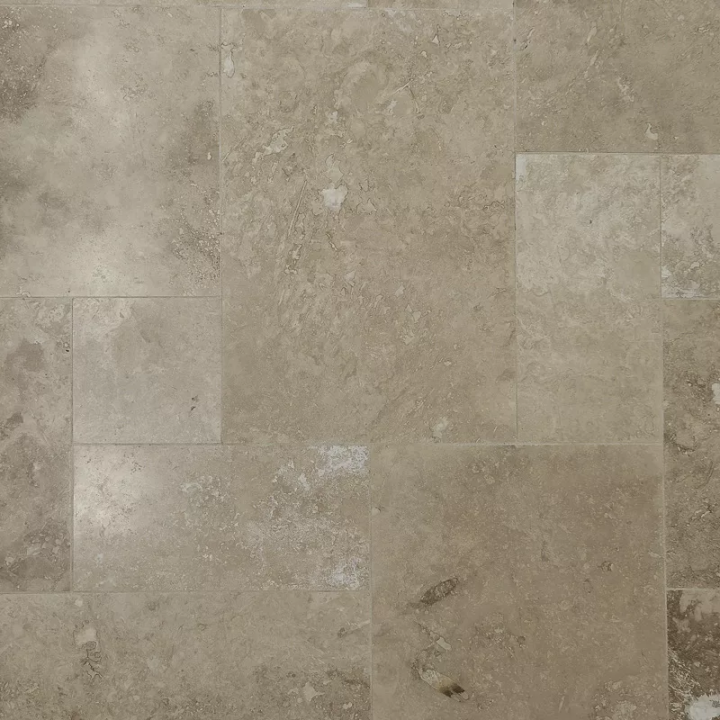 sol en travertin light adouci rebouché en opus vu du dessus