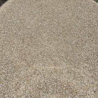 Gravier granit caramel