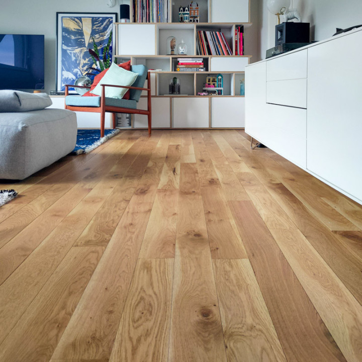Parquet chêne intense brut pré poncé