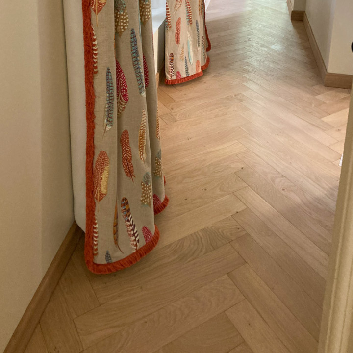 Parquet Bâton rompu chêne massif Premier choix