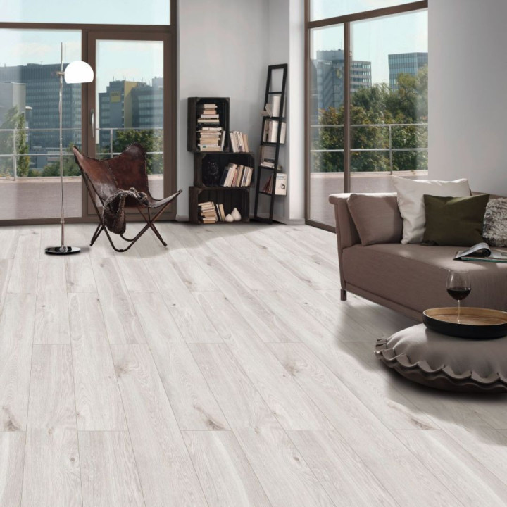 revêtement de sol stratifié imitation bois finition teinte galet vue posé