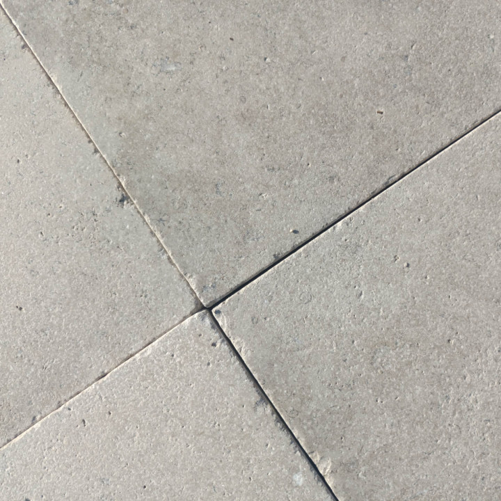 Dallage en pierre du Sinaï sablé brossé