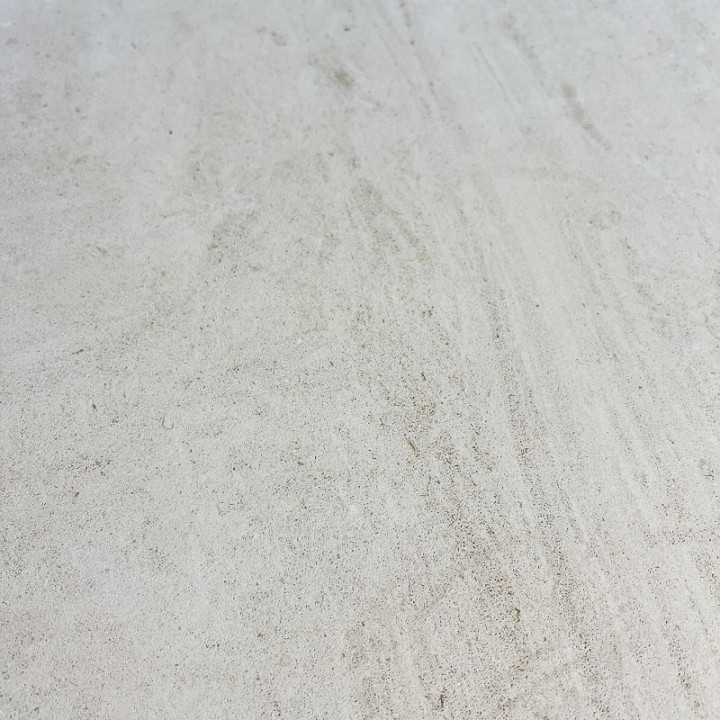 Pierre de CombeBrune Adoucie