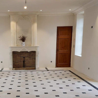 Bandeau périphérique en pierre de Combe brune (1)