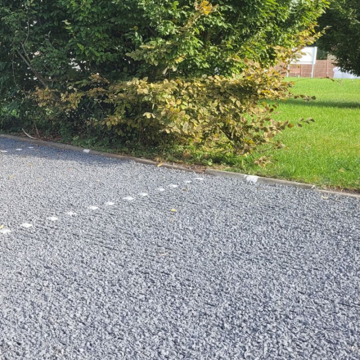 Dalle Nidagravel pour allée de voiture noir