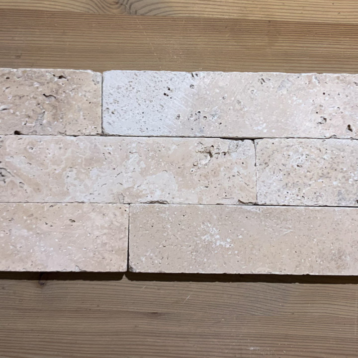 pave en travertin pose en quinconce décallée