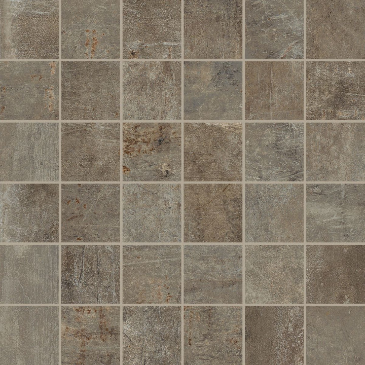 Mosaïque en carrelage effet metal