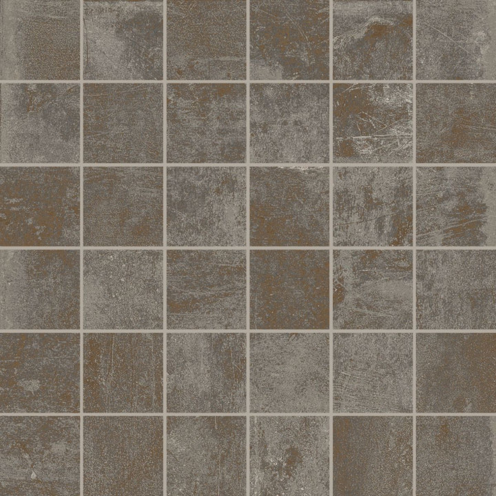 Mosaïque en carrelage effet metal