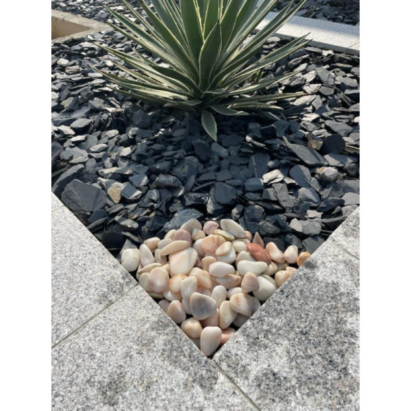 galets de jardin et dalles stabilisatrices