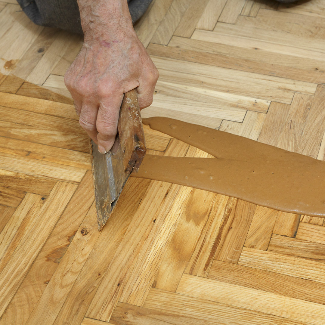 Choisir la finition de parquet massif en toute simplicité