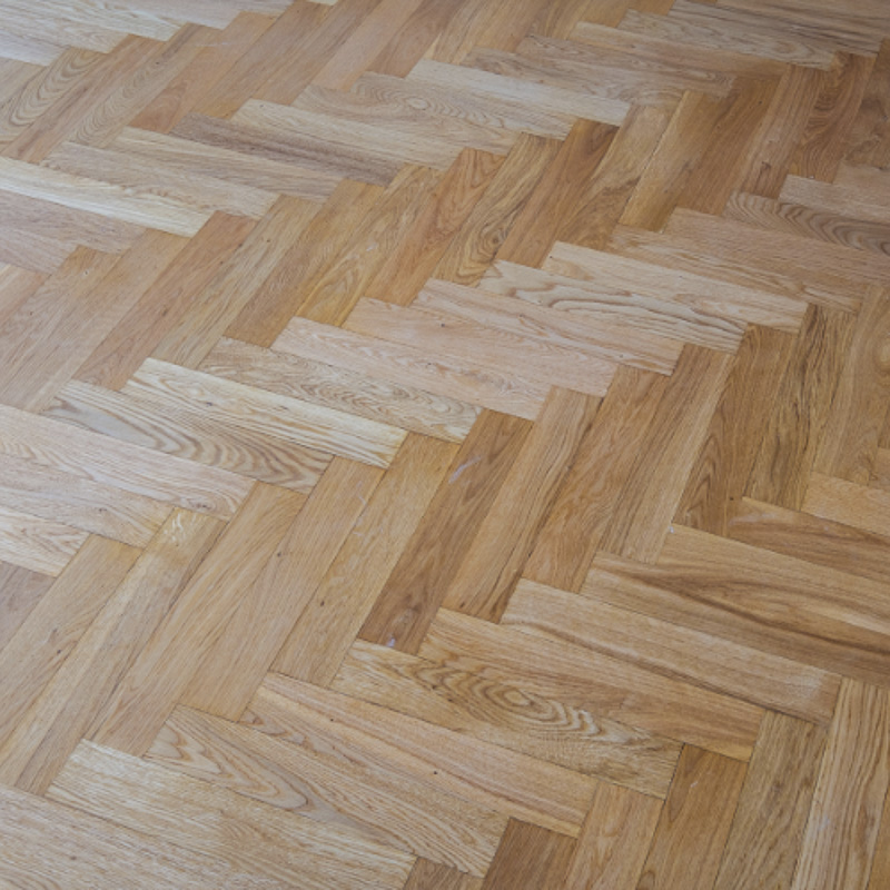 Tout savoir sur le parquet brut