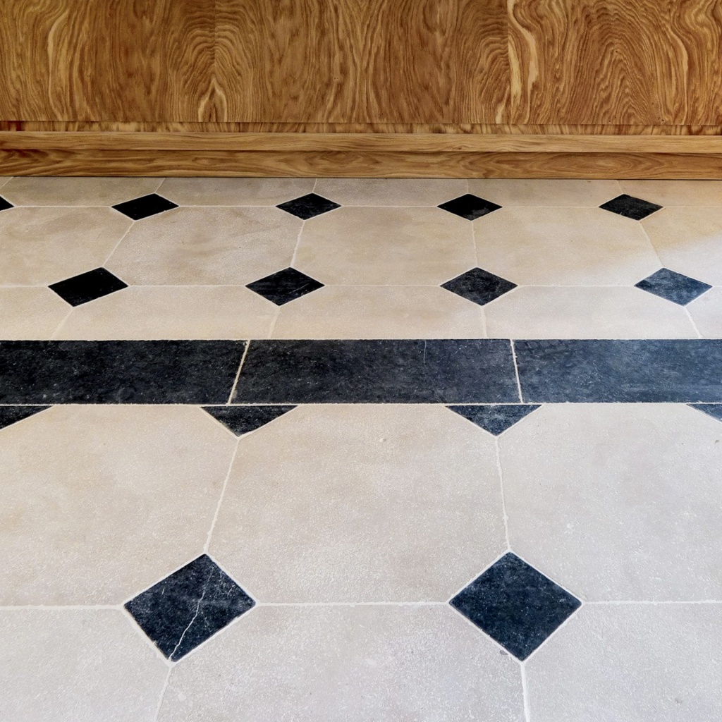 bandeau périphérique pierre le contour pièce 5