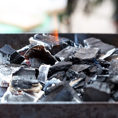 Peut-on utiliser du charbon pour son brasero ?