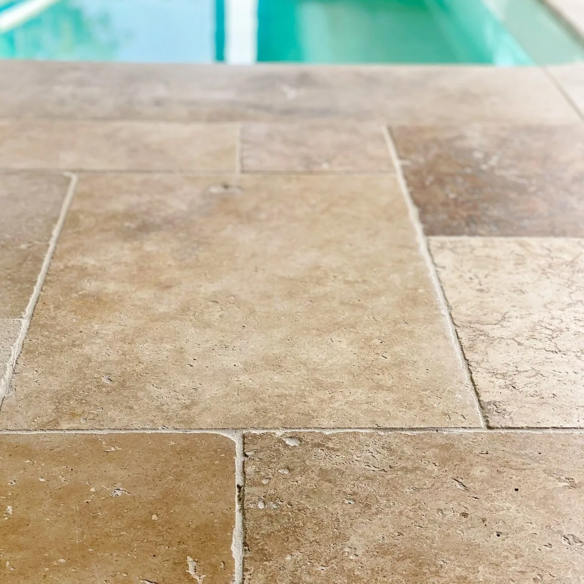 Le travertin : sa provenance, ses avantages et son usage