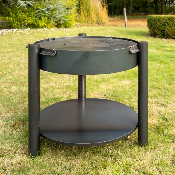 grand brasero barbecue plancha vue de côté