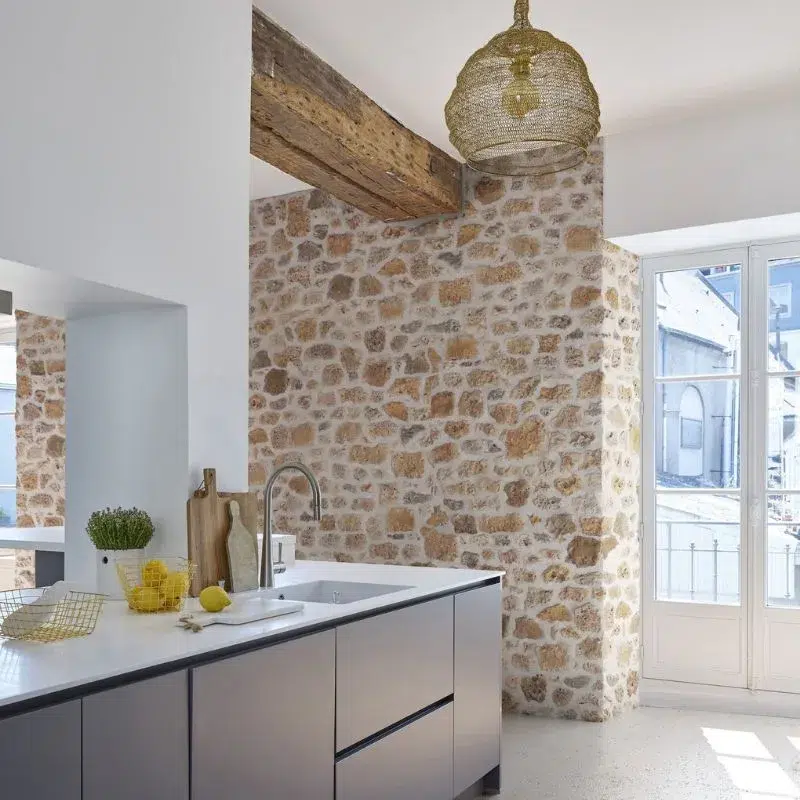 Idée déco pierre de parement en intérieur