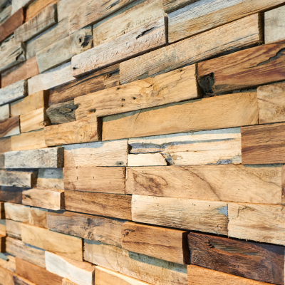 Le guide ultime pour une pose de parement bois réussie !