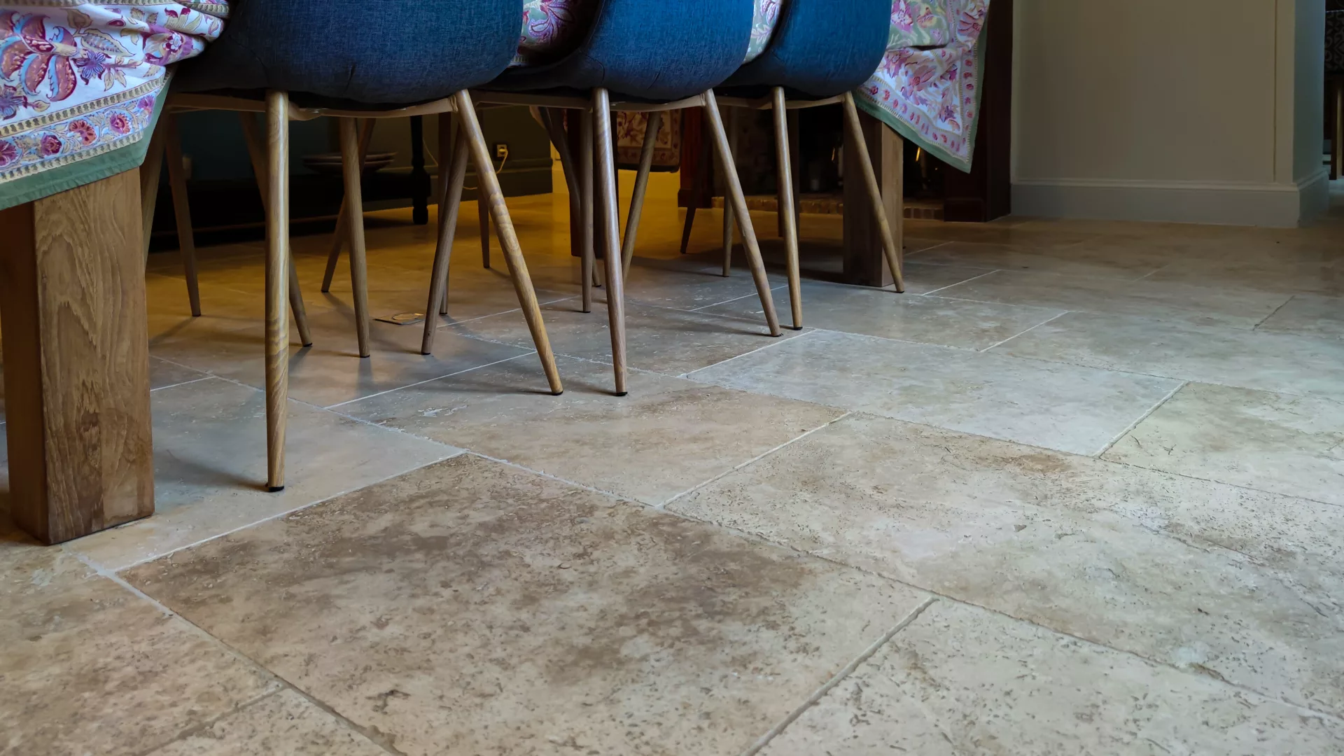 Comment poser du travertin intérieur ?